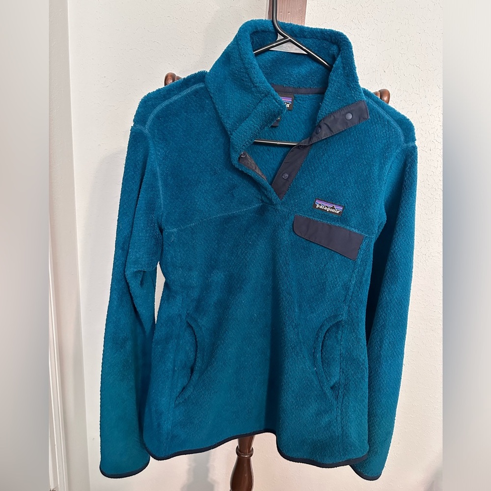 Women’s Teal Patagonia Fleece -Size Small